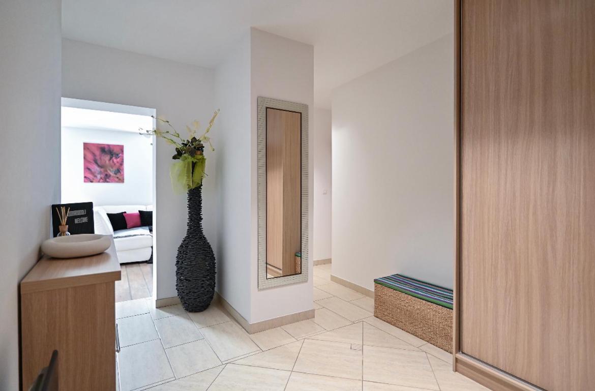 Apartment Stros With Private Sauna كْرانْيِسكا غورا المظهر الخارجي الصورة
